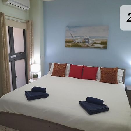 Seabreeze Holiday Guestrooms Сент-Полс-Бей Экстерьер фото