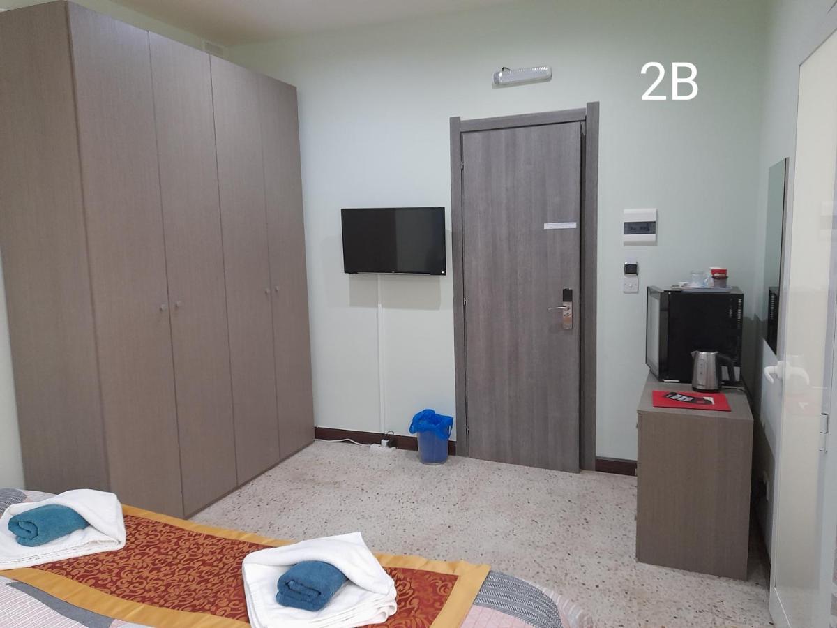 Seabreeze Holiday Guestrooms Сент-Полс-Бей Экстерьер фото