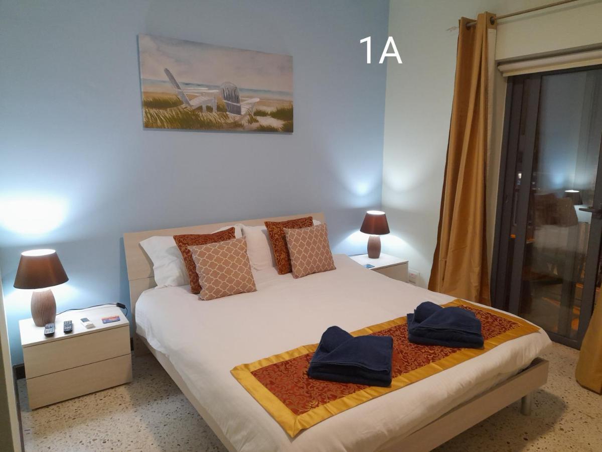 Seabreeze Holiday Guestrooms Сент-Полс-Бей Экстерьер фото